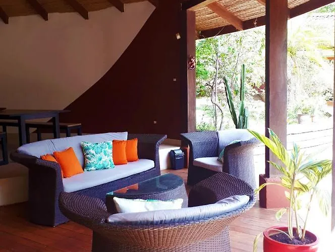 Pensión Casa Mapache Tamarindo